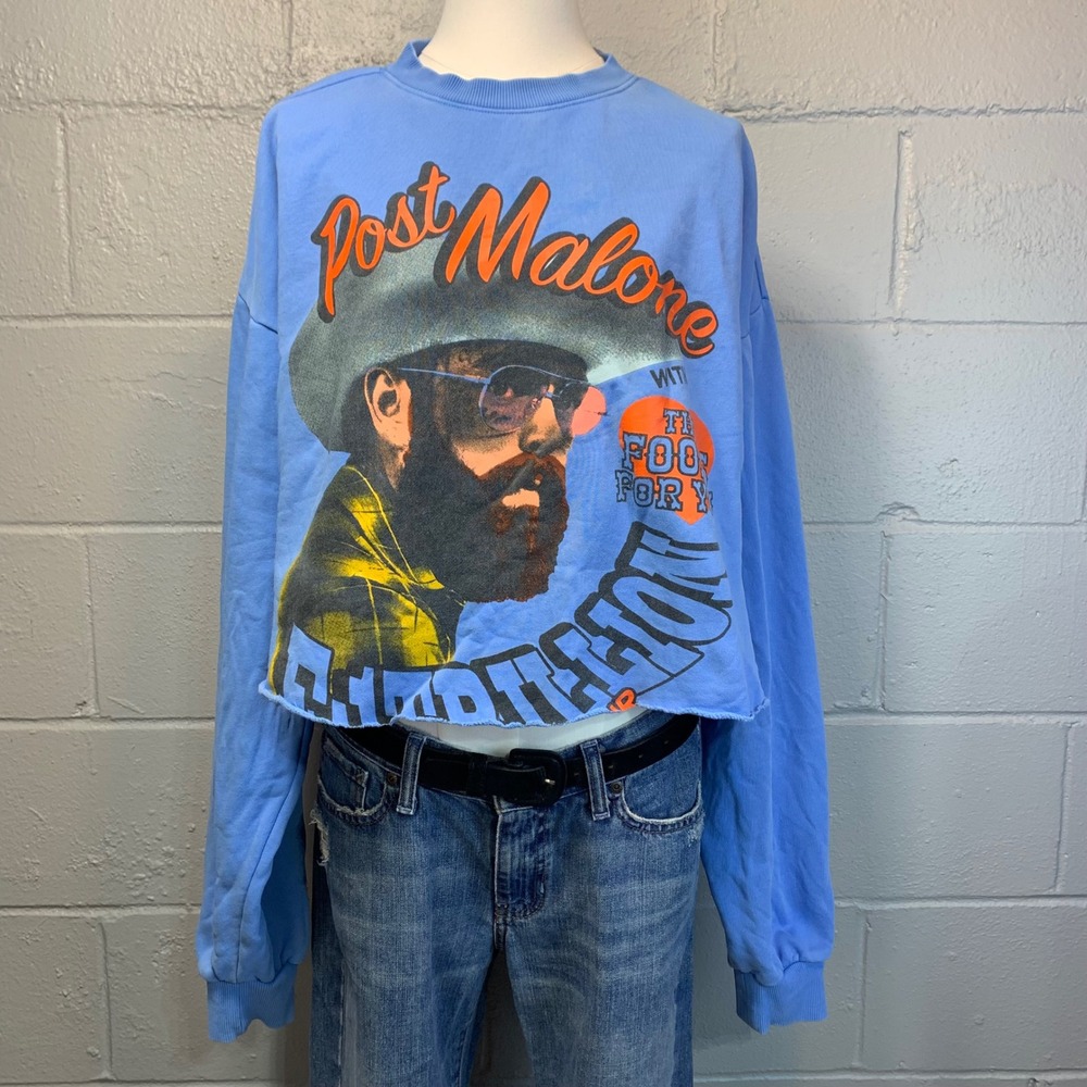 Post Malone F-1 Trillion 2024 Tour Blue Cropped Graphic Sweatshirt XL